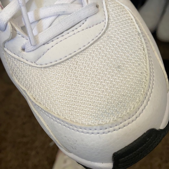 Super cute NIKE AIR shoes - Picture 3 of 5